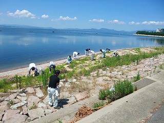海開き 清掃